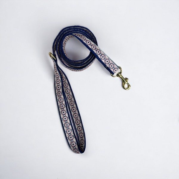 Hvalpesæt // Hvalpehalsbånd, hvalpeline og hundetegn (mosaik)