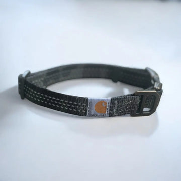 Carhartt Tradesman // Funktionelt halsbånd i nylon (camou)