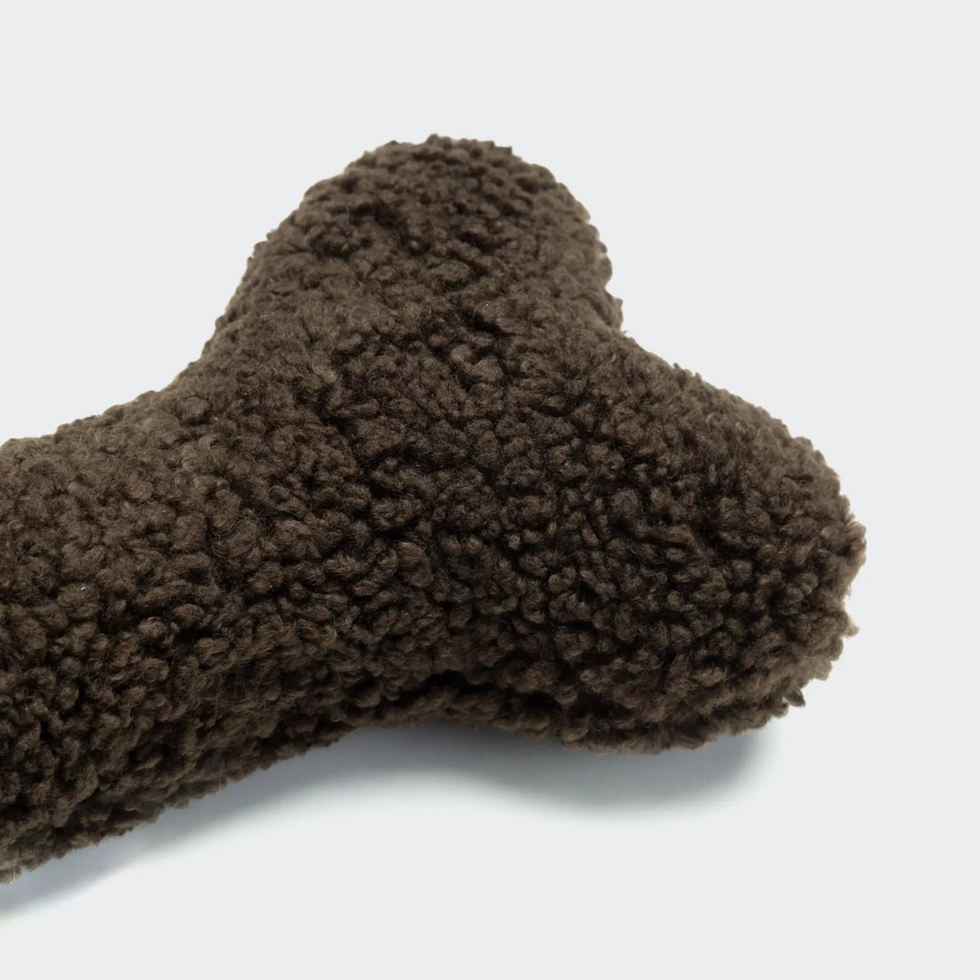 Cloud7 Love Bone // Smukt og fluffy legetøjsben (brown)