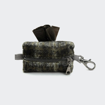 Cloud7 Poop Bag Holder // Hundeposeholder inkl. hundeposer (plaid grøn)