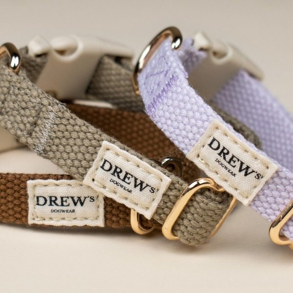 My First Collar // Justerbart hvalpehalsbånd (brun)