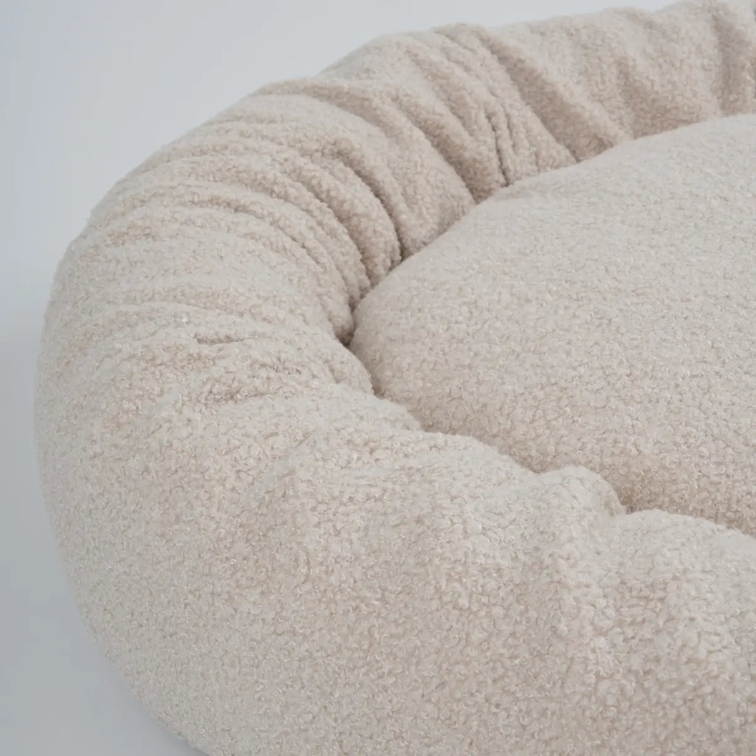 Nordog Lise // Teddy donut hundeseng (beige)