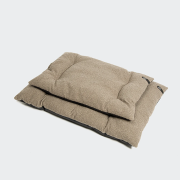 Cloud7 RESC7UE Pillow // Bouclé hundepude med vandtæt underside (sandy brown)