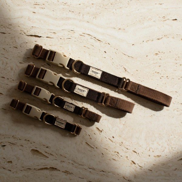 Drew's Dogwear Chocolate // Justerbart halsbånd (mørkebrun)