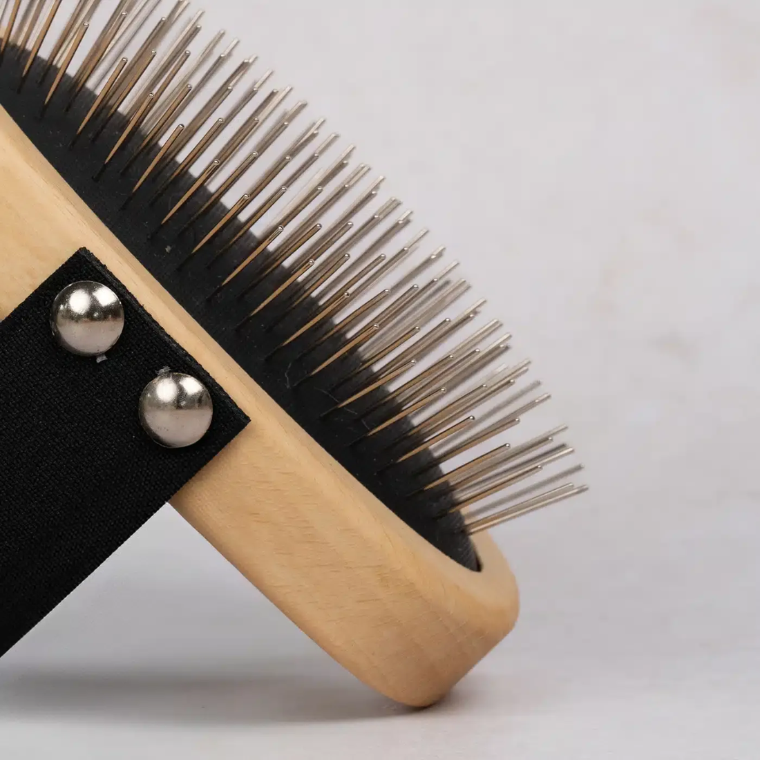 Lila Loves It // Dog brush for long hair