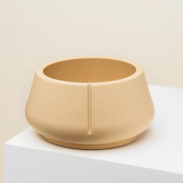 Pino Bowl // Spildfri hundeskål til lange ører (camel)