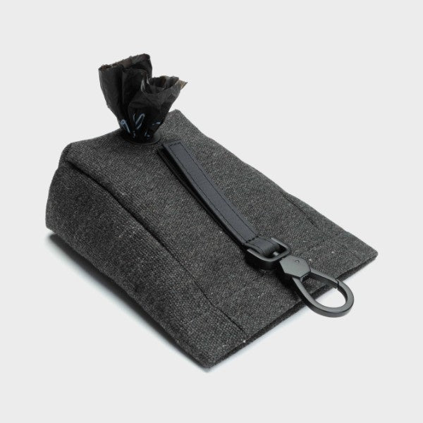 Cloud7 Treat Bag // 2-i-1 godbidstaske og hundeposeholder (charcoal)