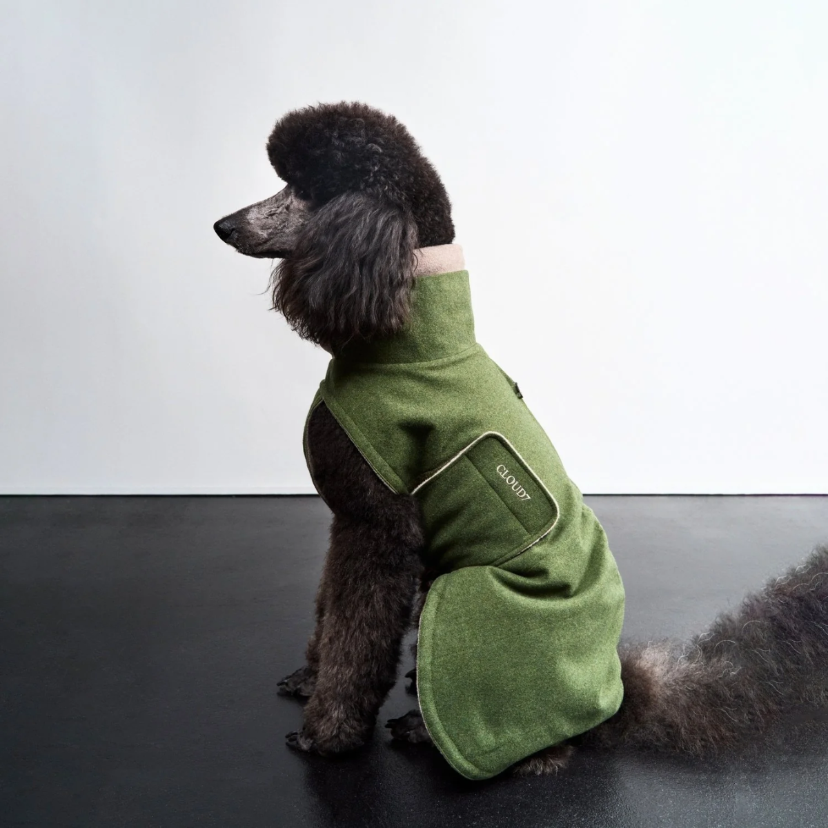 Cloud7 Brooklyn Long // Varmt og vandafvisende hundedækken (fern green)