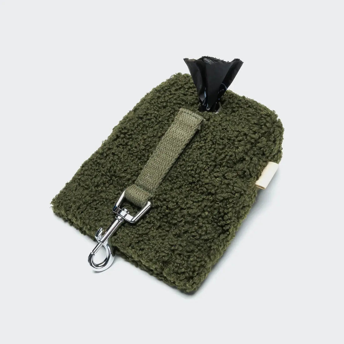 Cloud7 Treat Bag // Godbidstaske og hundeposeholder (plush green)