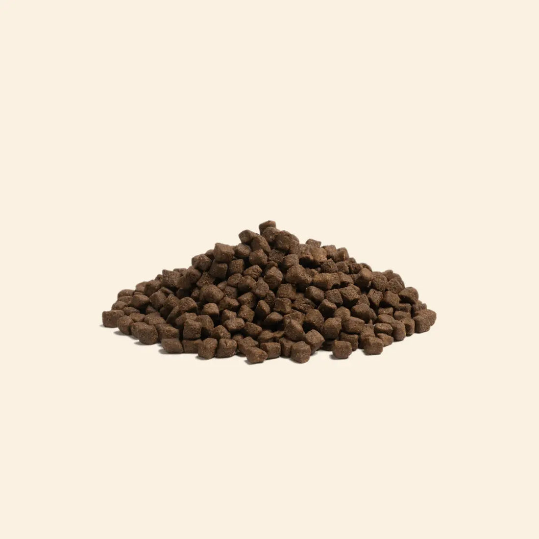 Essential Heritage, Estate Living // Grain-free dry food with British lamb and venison (4 x 2.5kg.)
