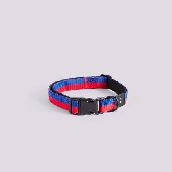 HAY Dogs Flat // Justerbart halsbånd i blødt nylon (rød/blå)