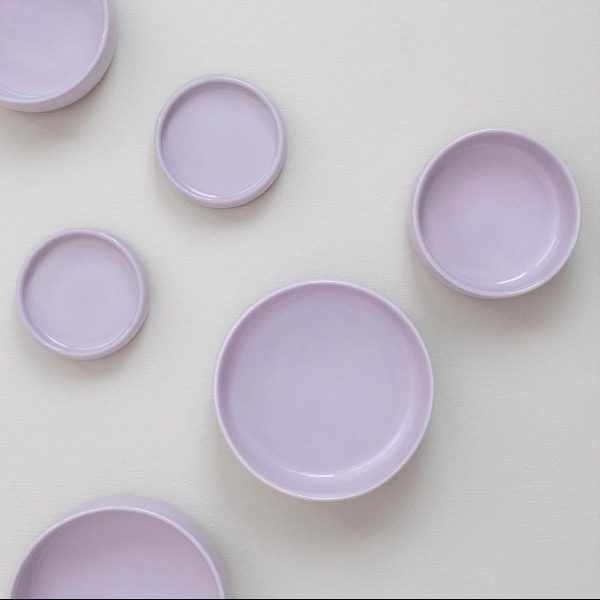 Ole Hyvä Lavender // håndlavet keramik hundeskål - lilla, medium