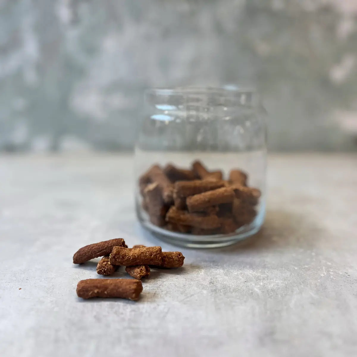 Rauh! Chicken-Lingonberry Treat // Freeze-dried treats with chicken and lingonberries