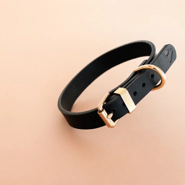 Vackertass Collar // Klassisk læderhalsbånd (sort)